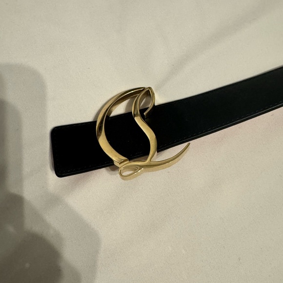Louis Vuitton Black and Gold Women's Belt